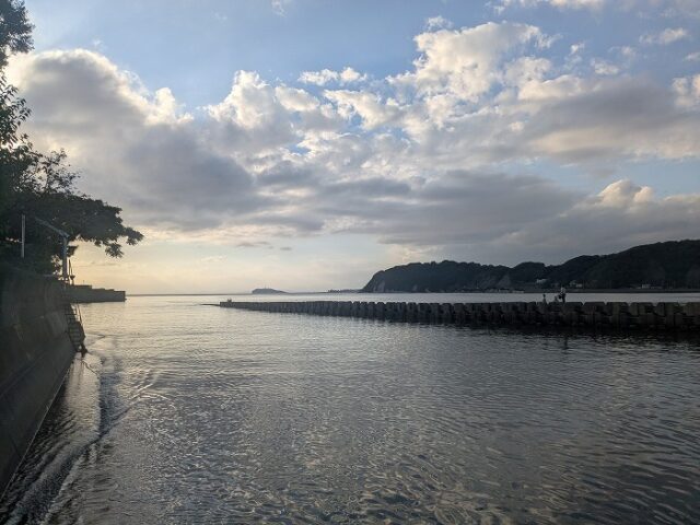 夕陽を目当てに逗子から湘南海岸までの海沿いコースをサイクリング